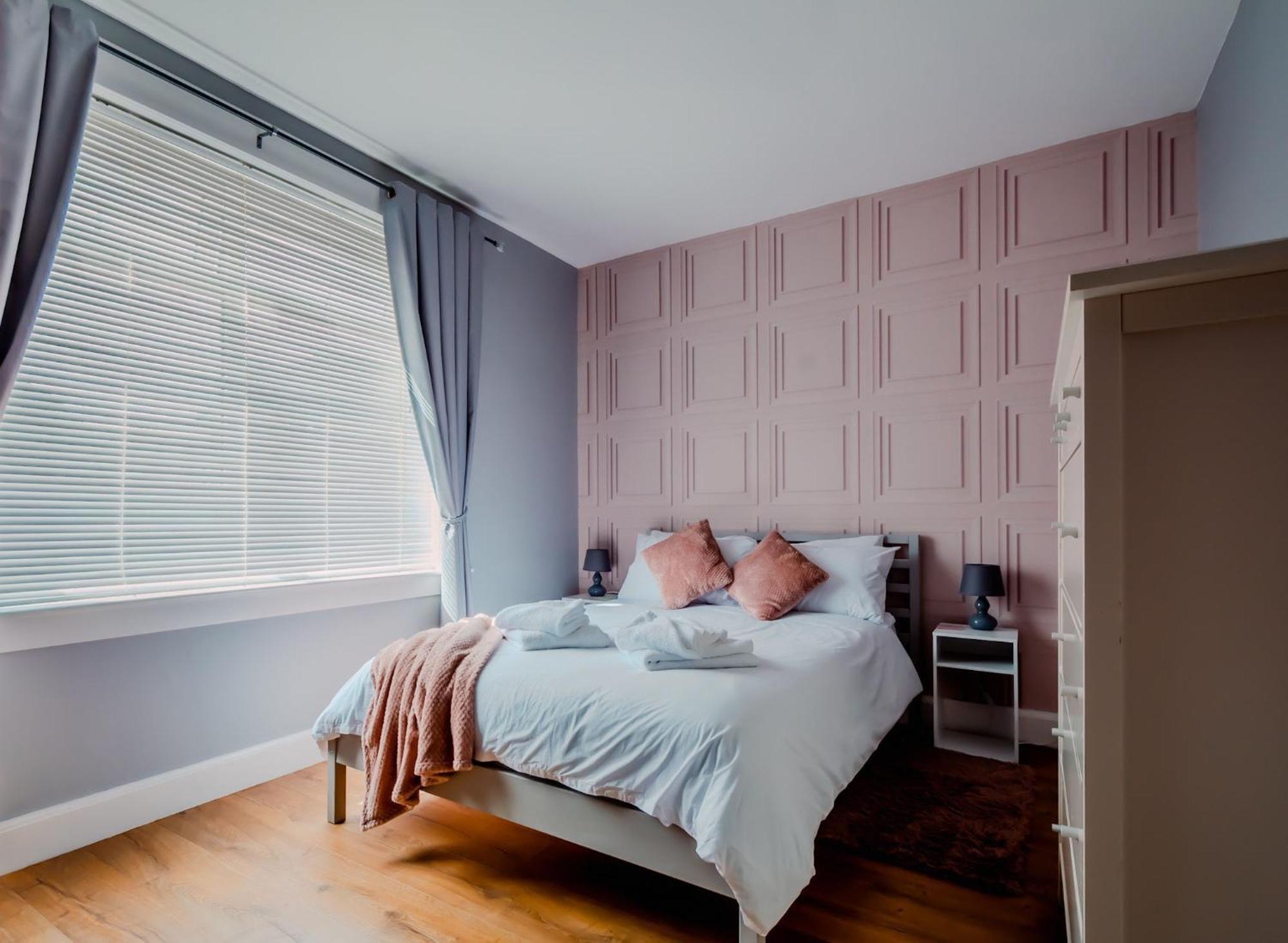 Crewe Apartment - 2 Bed, Free Off Street Parking And Private Garden EDI Exterior foto