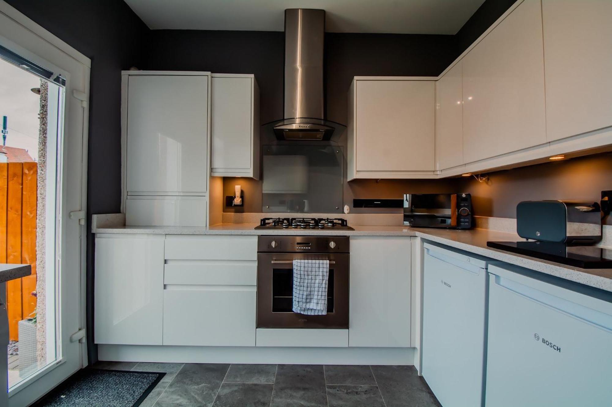 Crewe Apartment - 2 Bed, Free Off Street Parking And Private Garden EDI Exterior foto