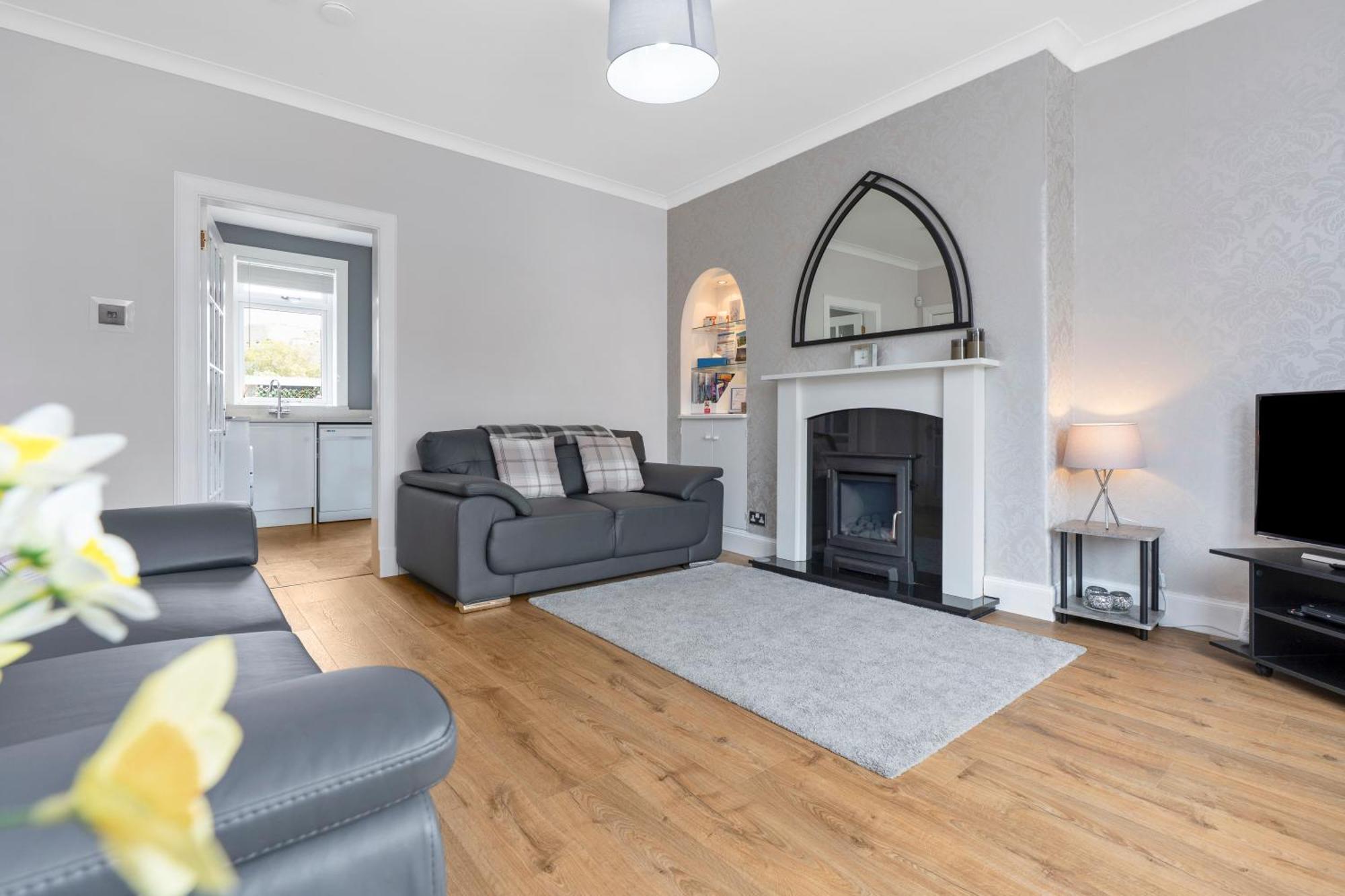 Crewe Apartment - 2 Bed, Free Off Street Parking And Private Garden EDI Exterior foto